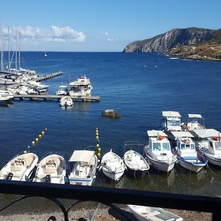 La Casetta Di Giovanna Πανσιόν